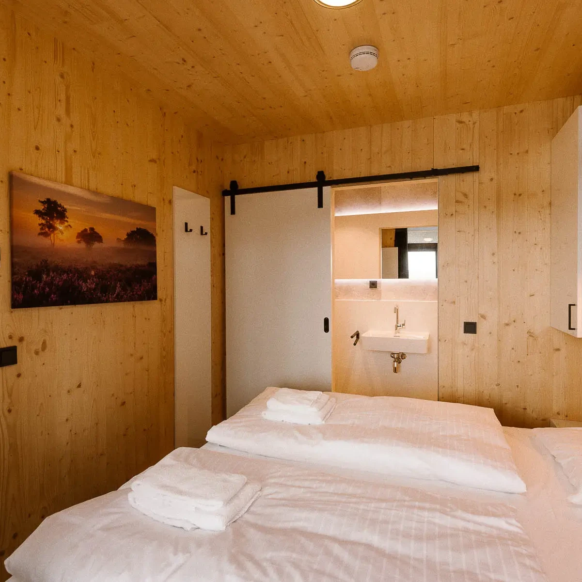 Zicht-op-Twente-Family lodge-Prive spa-jacuzzi-4 personen-Markelo-Leisure-Service-Support-2
