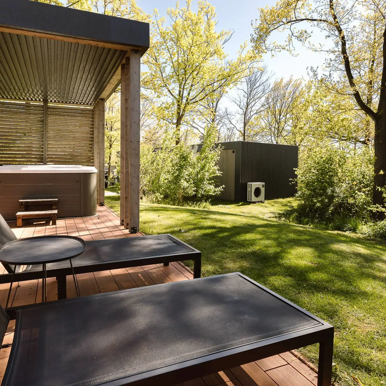 Zicht-op-Twente-Family lodge-Prive spa-jacuzzi-4 personen-Markelo-Leisure-Service-Support-22