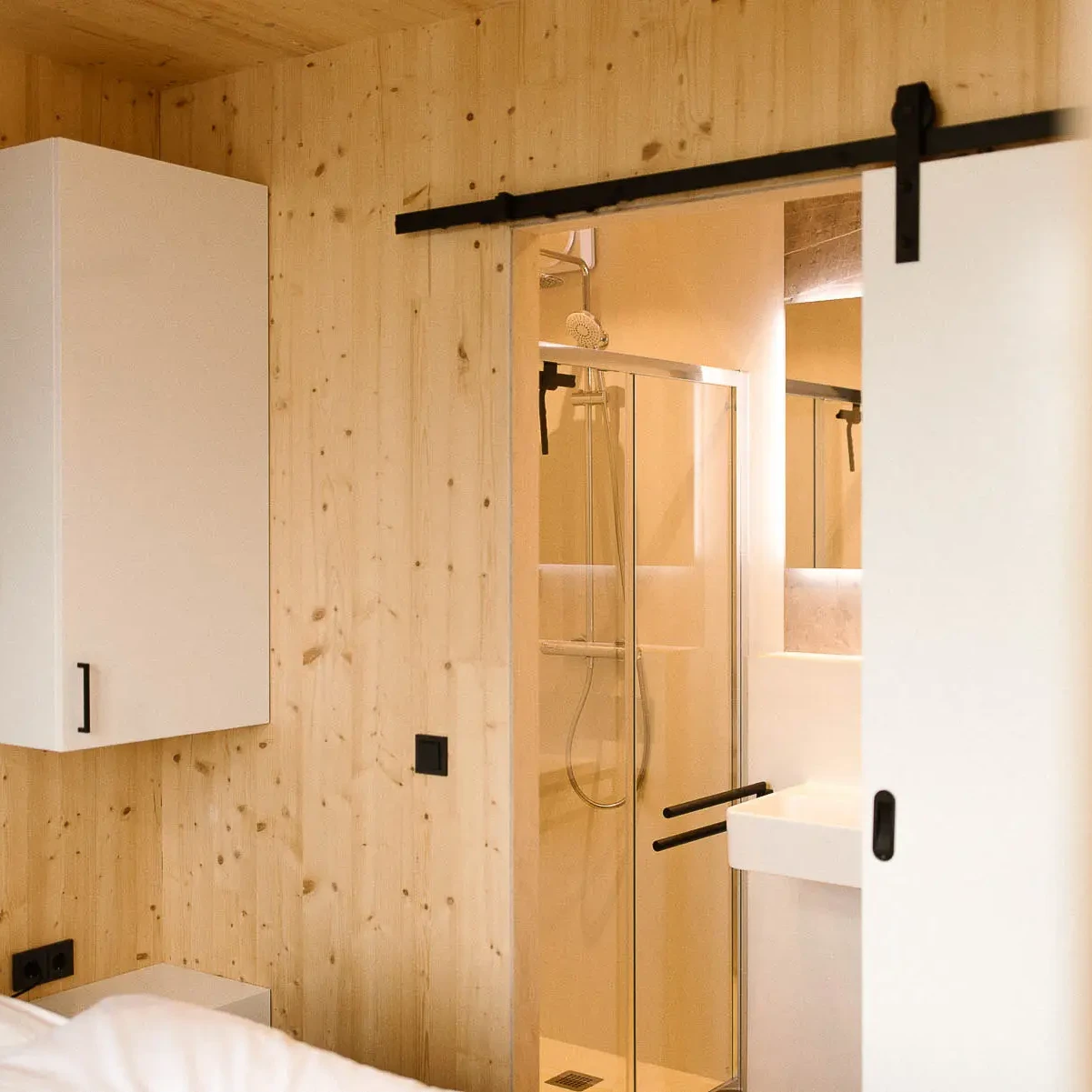 Zicht-op-Twente-Family lodge-Prive spa-jacuzzi-4 personen-Markelo-Leisure-Service-Support-3