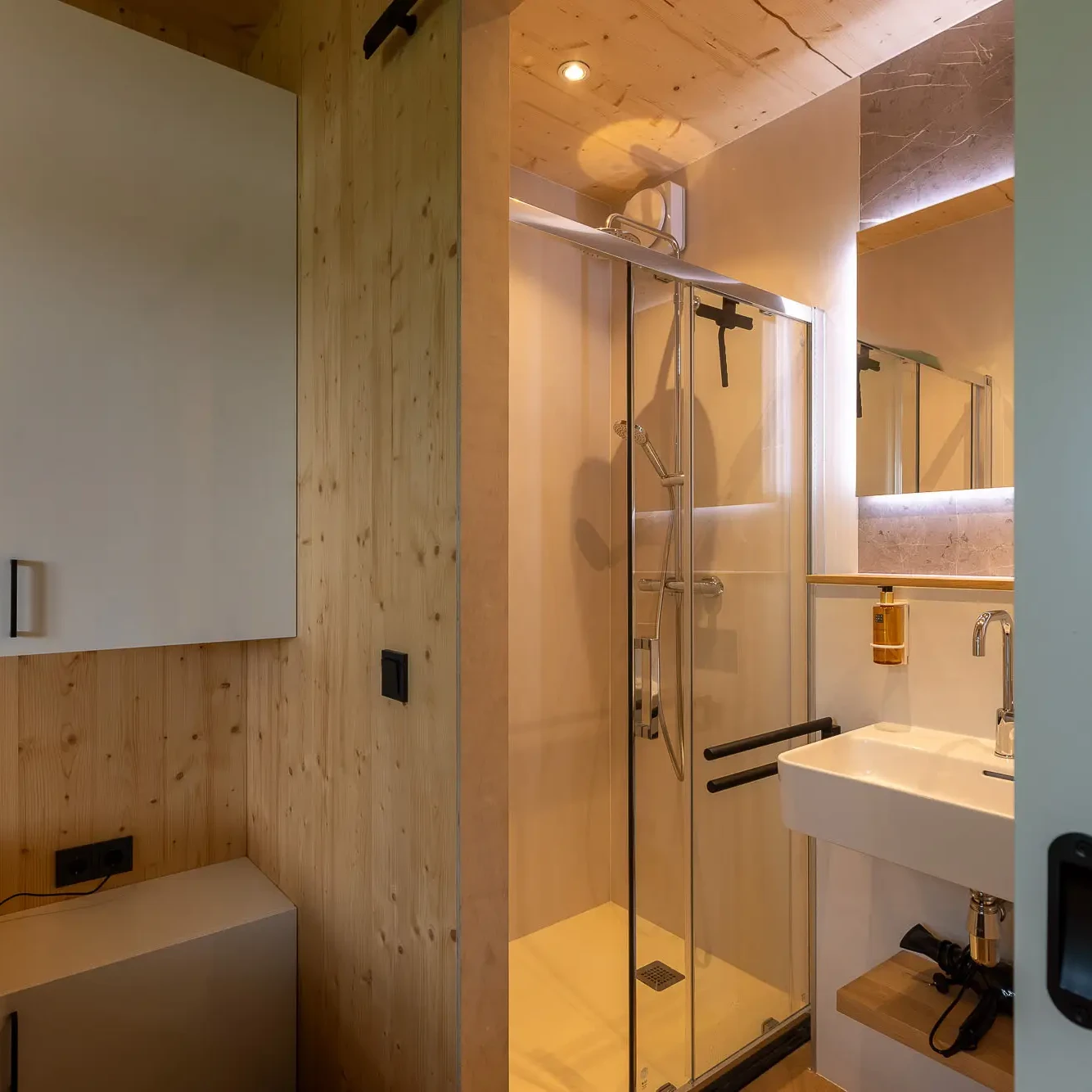 Zicht-op-Twente-Panorama lodge-Prive spa-jacuzzi-4 personen-Markelo-Leisure-Service-Support-21